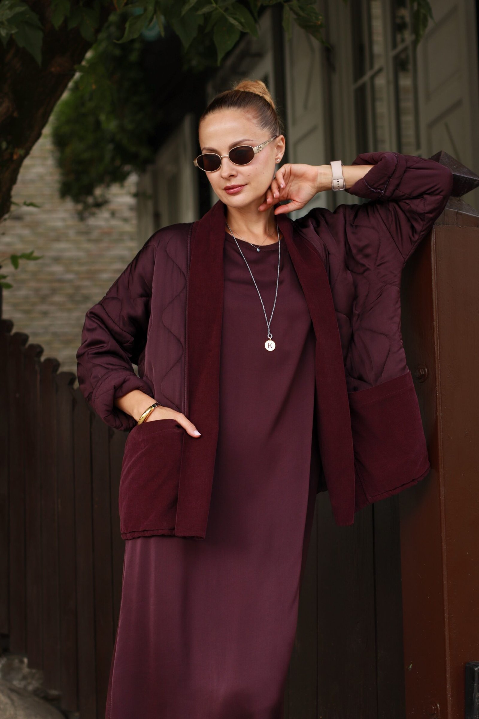 BURGUNDY SPALVOS ŠVARKELIS