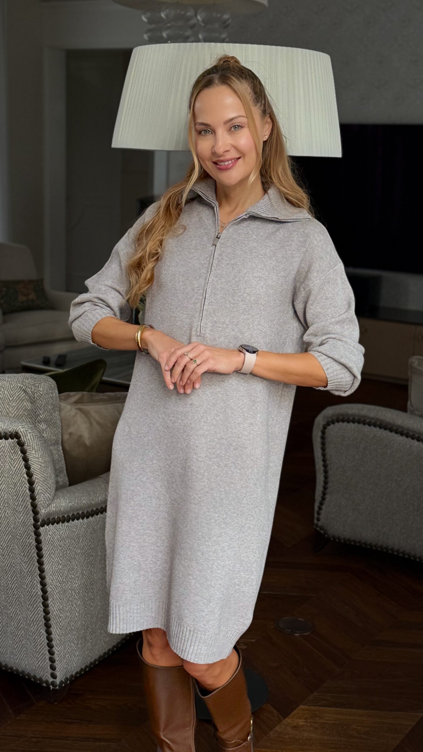 SMĖLIO SPALVOS POLO SUKNELĖ