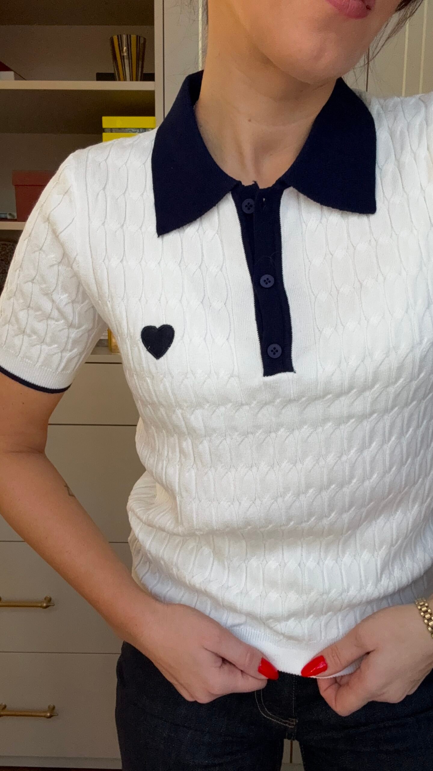 BALTOS SPALVOS MEGZTA PALAIDINĖ