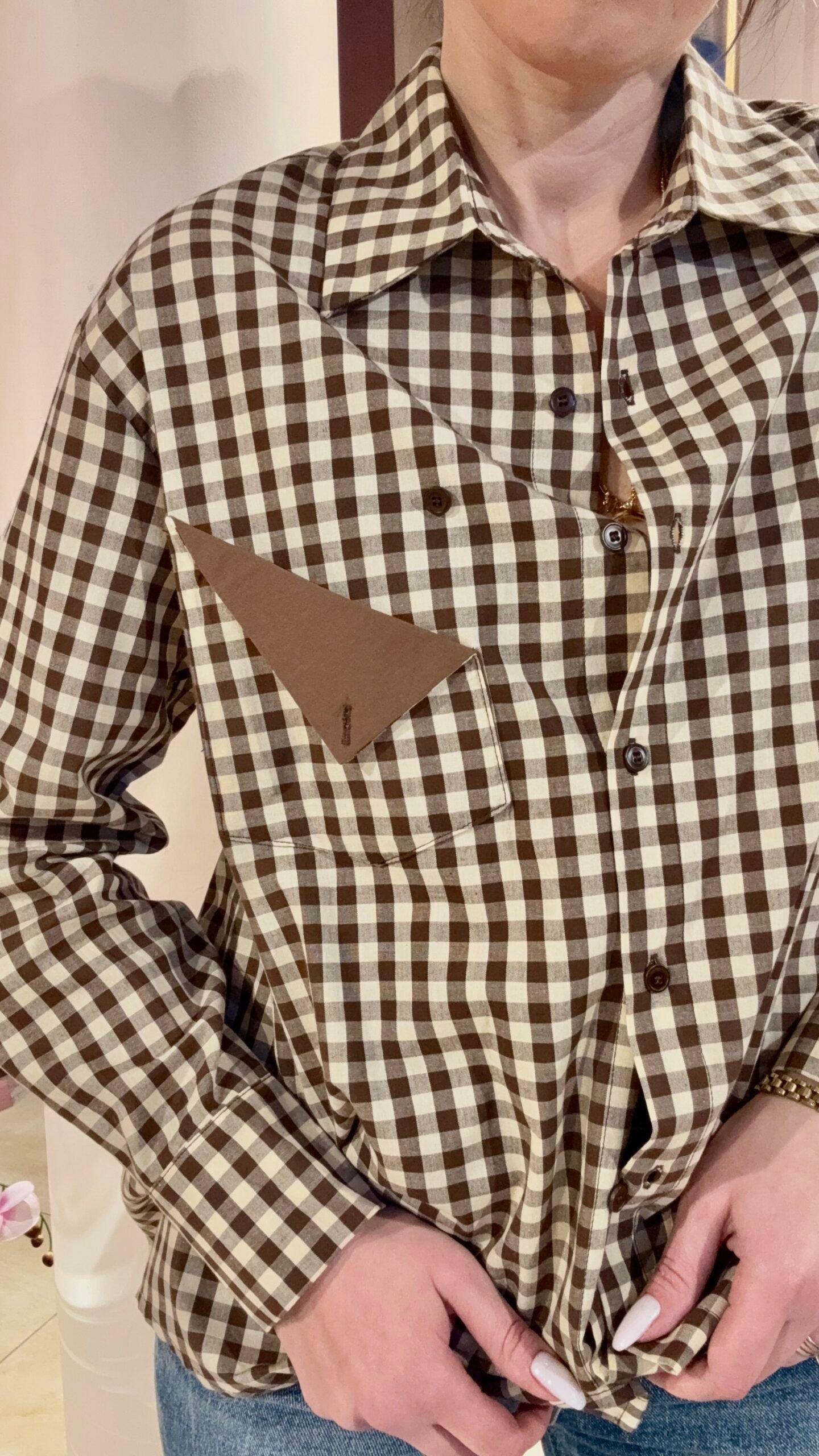 RUDOS SPALVOS LANGUOTI MARŠKINIAI - Image 2