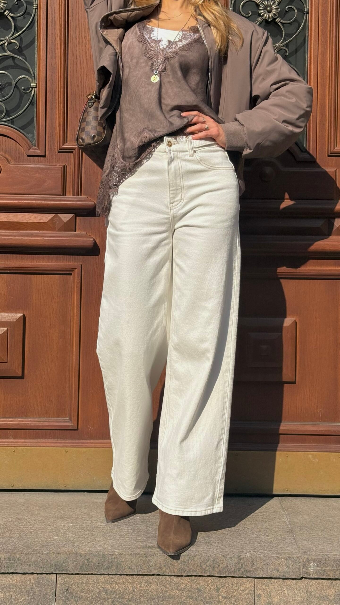 BALTOS SPALVOS DŽINSAI