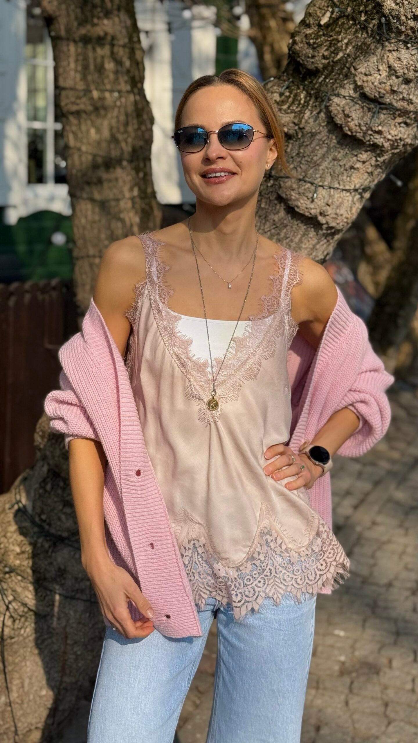 ŠVELNIOS ROŽINĖS SPALVOS PALAIDINĖ