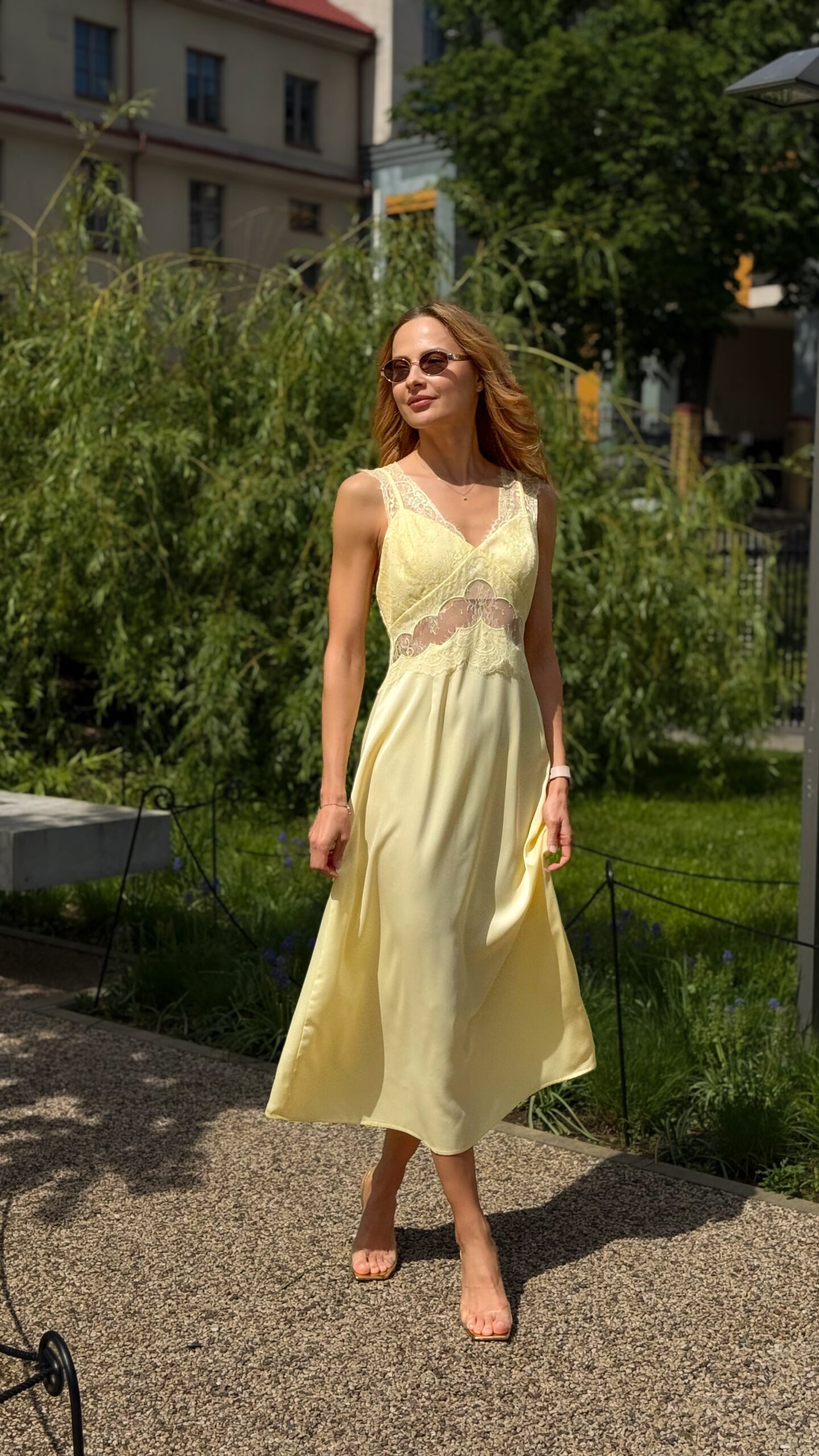 GELTONOS SPALVOS SUKNELĖ - Image 6