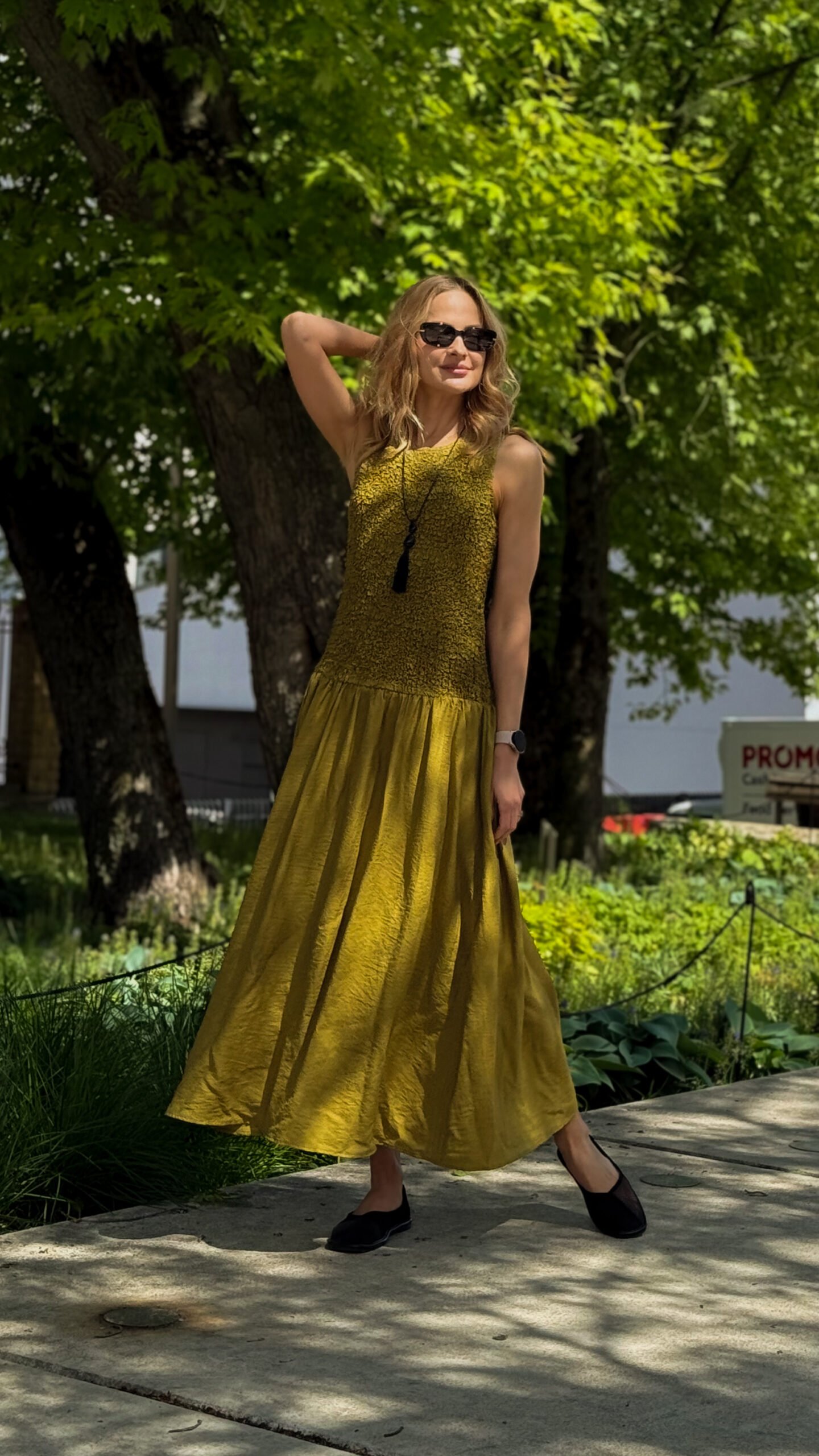 CHAKI SPALVOS SUKNELĖ - Image 2