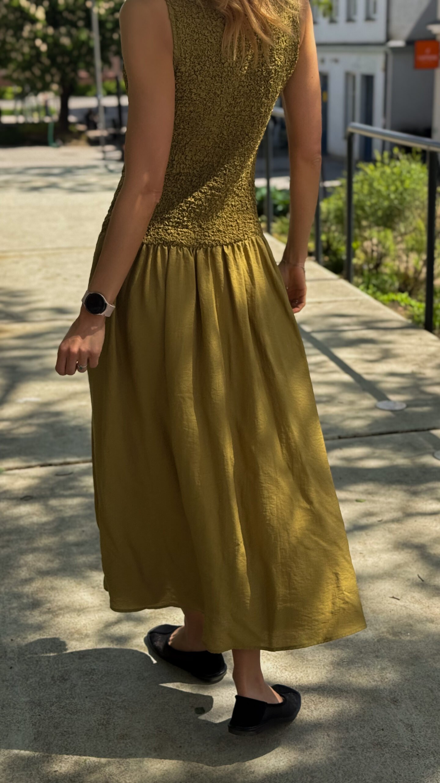 CHAKI SPALVOS SUKNELĖ - Image 6