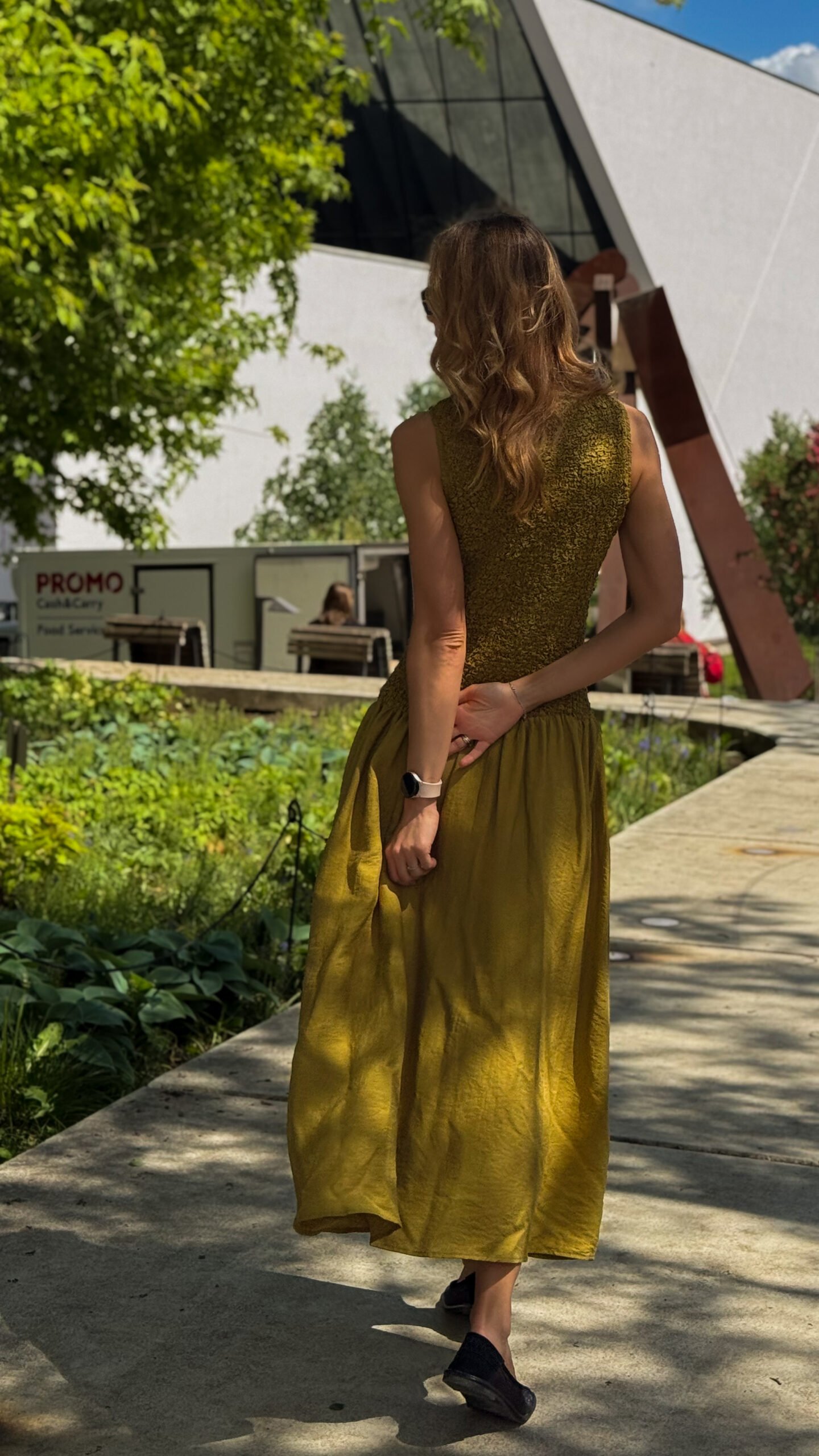 CHAKI SPALVOS SUKNELĖ - Image 7